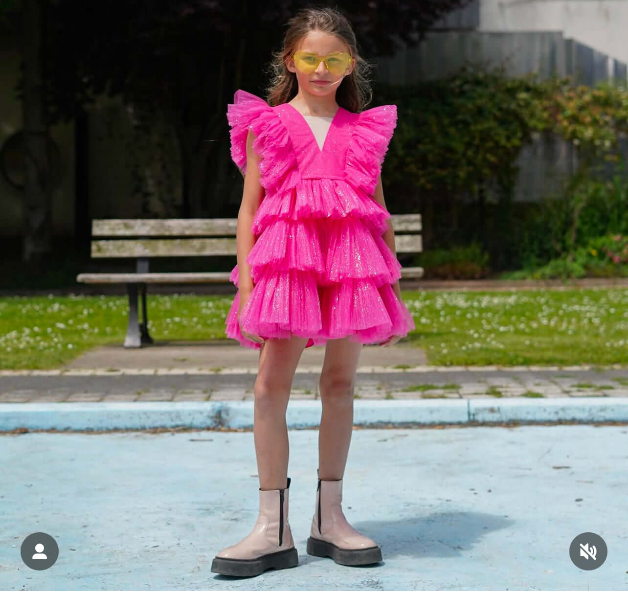 MYLA HOT PINK GLITTER RENTAL