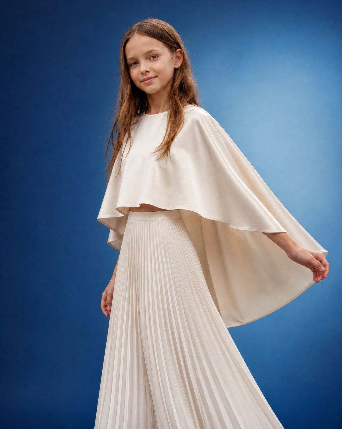 NEW - Ensemble Noa Jupe plissee Longue et Cape satinée