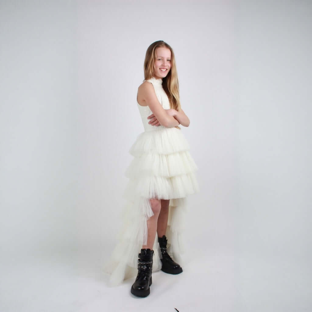 VICTORIA IVORY RENTAL
