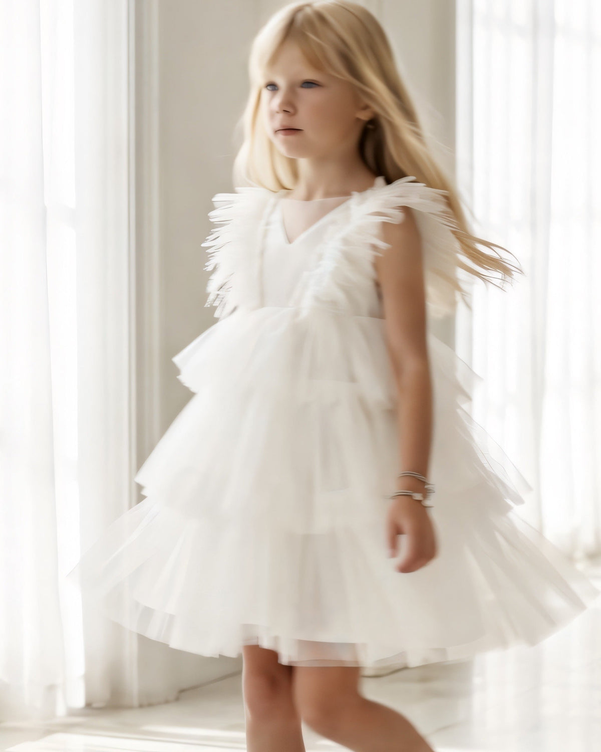 Robe Tulle et Plume Ivoire - Cérémonie Enfant