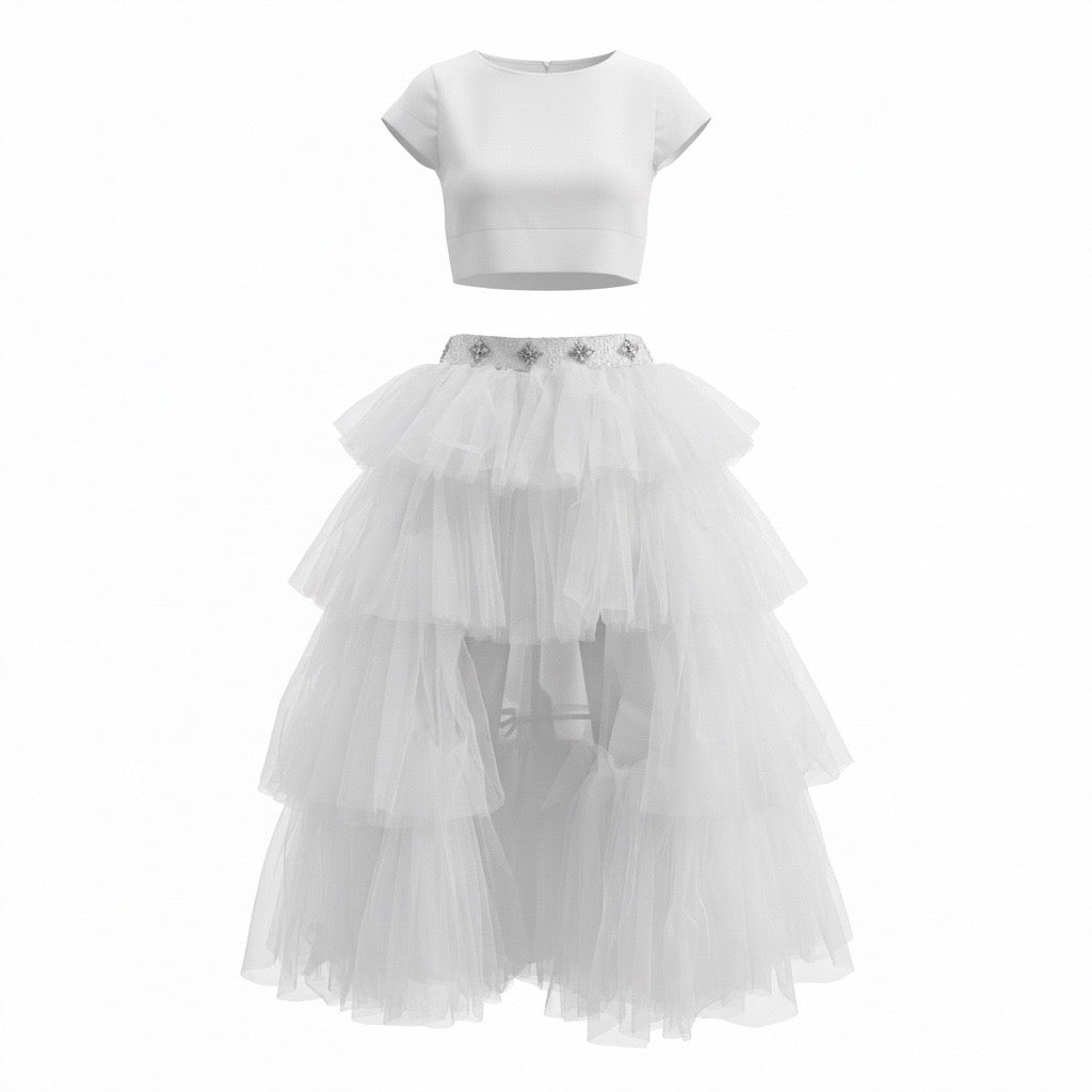 Location Ensemble Ivana ivoire Top et Jupe Asymétrique Ceinture Strass