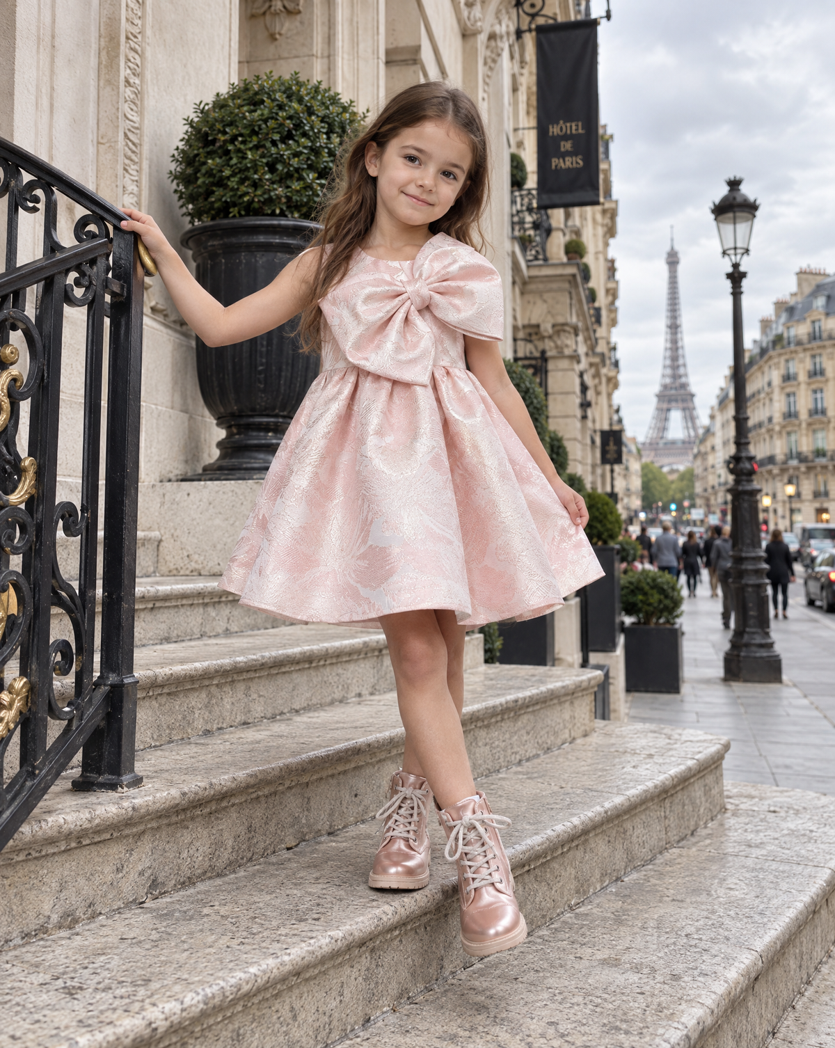 chic type maison de couture Paris @Robe Brocart light pink - Cérémonie Bébé