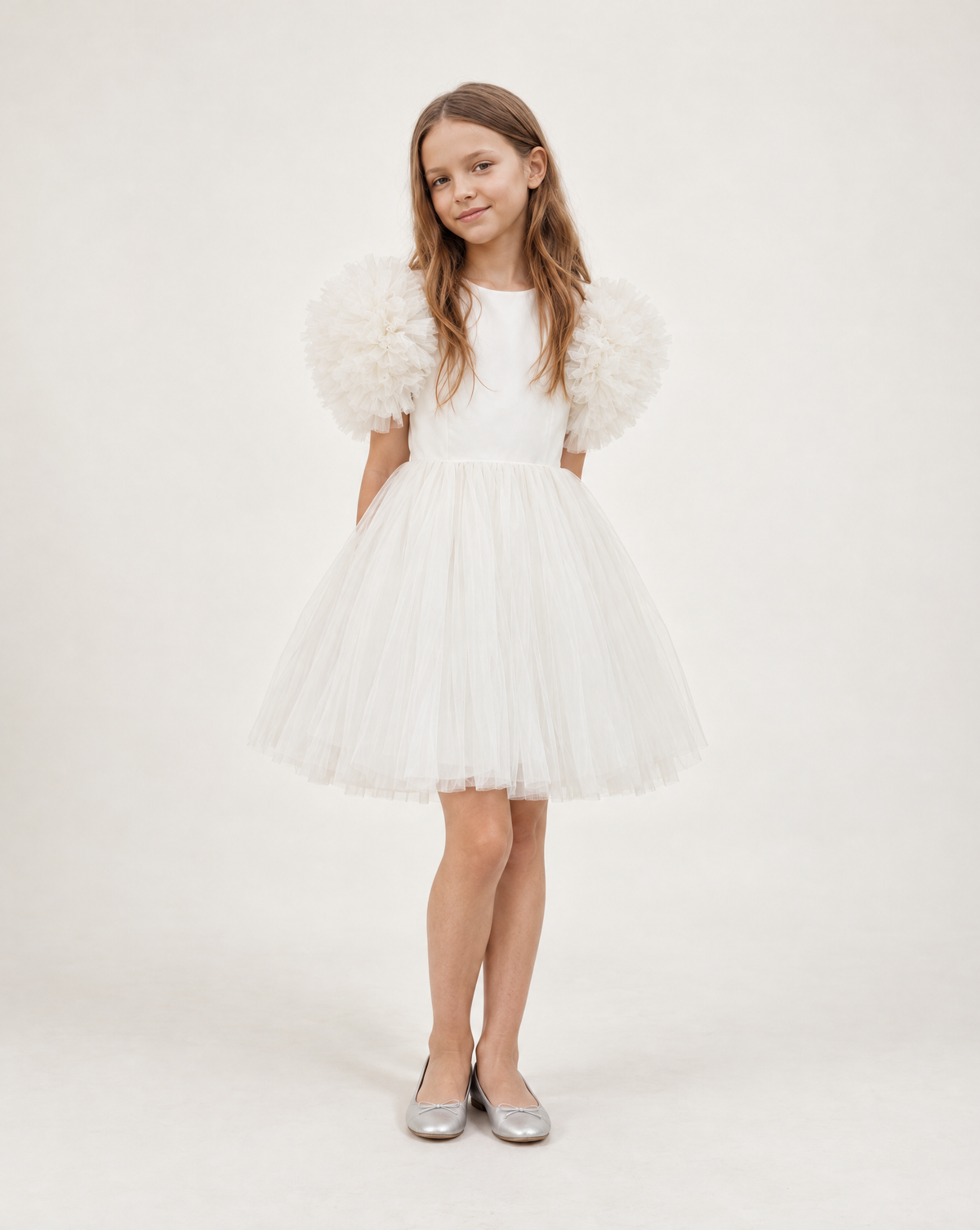 Détail de la robe Lola blanche en tulle
