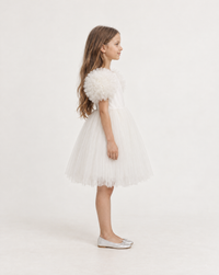 Robe Lola blanche en tulle, vue de profil